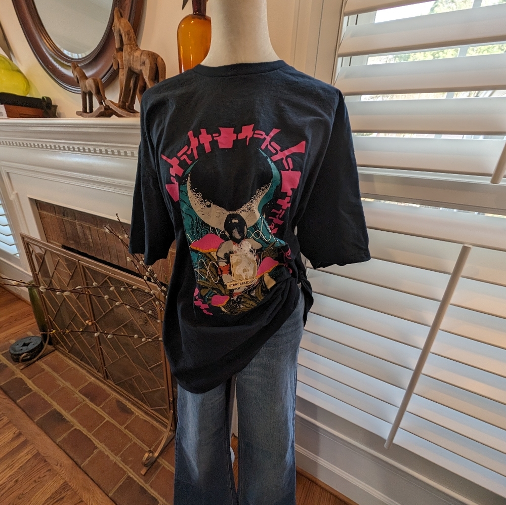 Mellow Mushroom Tshirt